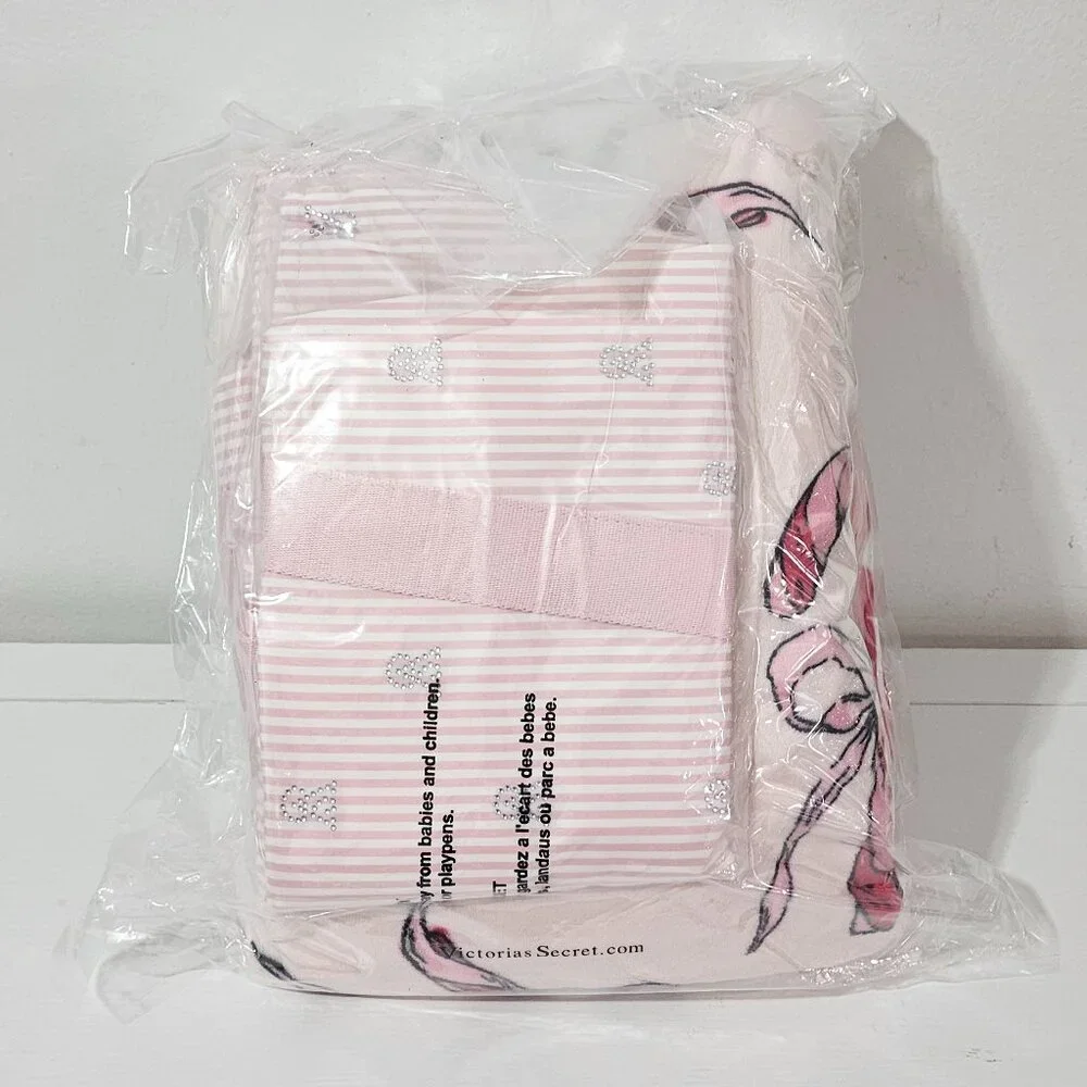 Victoria's Secret Shine Tote Bag & Cozy Blanket Duo - 27267010